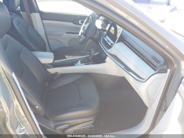 3C4NJDBN5RT586715 Jeep Compass Latitude 4x4