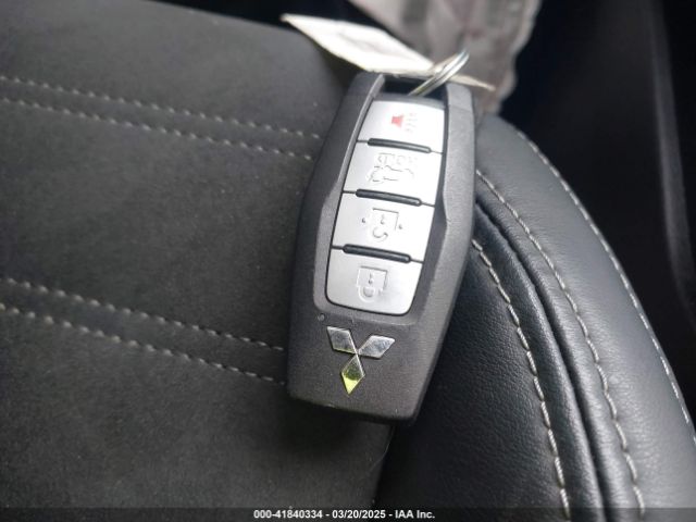 2023 MITSUBISHI OUTLANDER JA4J4UA88PZ050908 Photo 10