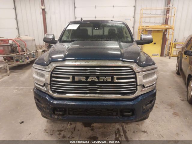 3C6UR5FJ0NG370184 RAM 2500 Laramie  4x4 6'4 Box