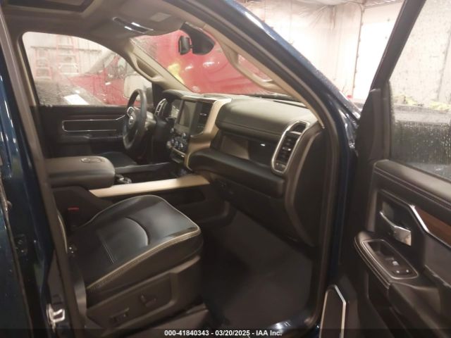 3C6UR5FJ0NG370184 RAM 2500 Laramie  4x4 6'4 Box
