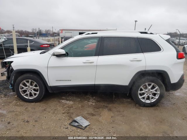1C4PJMCS3FW795132 Jeep Cherokee Latitude