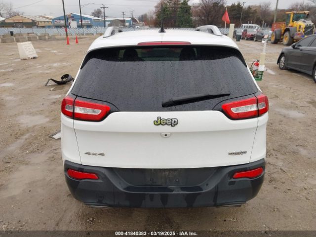 1C4PJMCS3FW795132 Jeep Cherokee Latitude