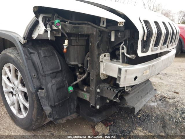 1C4PJMCS3FW795132 Jeep Cherokee Latitude