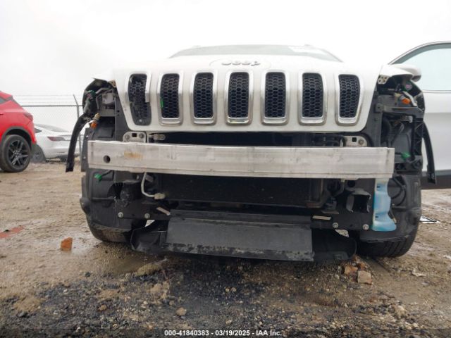 1C4PJMCS3FW795132 Jeep Cherokee Latitude