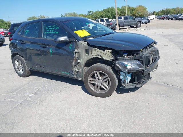 KM8K22AB4NU763892 Hyundai Kona Se