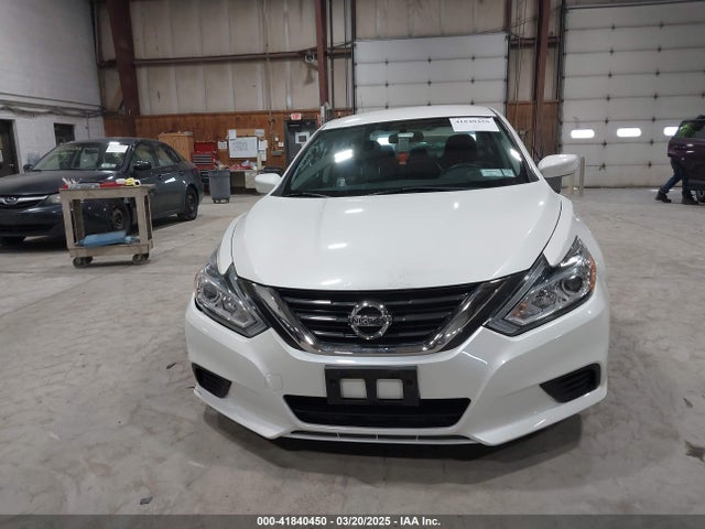 1N4AL3AP7HC142063 Nissan Altima 2.5 S