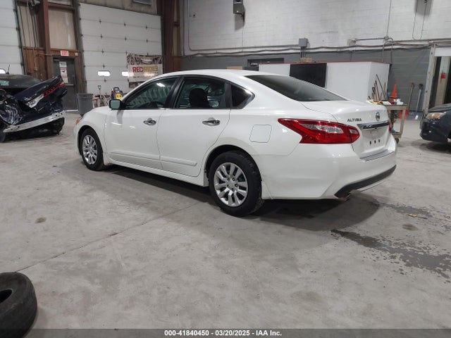 1N4AL3AP7HC142063 Nissan Altima 2.5 S