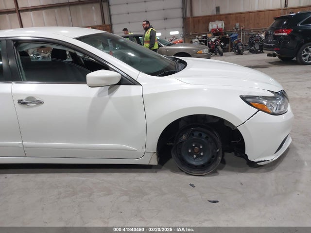 1N4AL3AP7HC142063 Nissan Altima 2.5 S