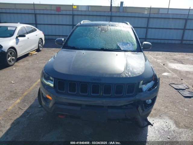 3C4NJDDB2KT716281 Jeep Compass Trailhawk 4x4