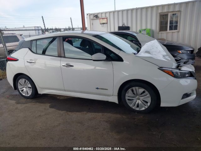1N4AZ1CP6JC303184 Nissan LEAF S