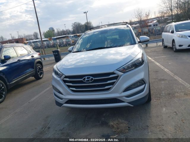 KM8J3CAL1JU771028 Hyundai Tucson Sport