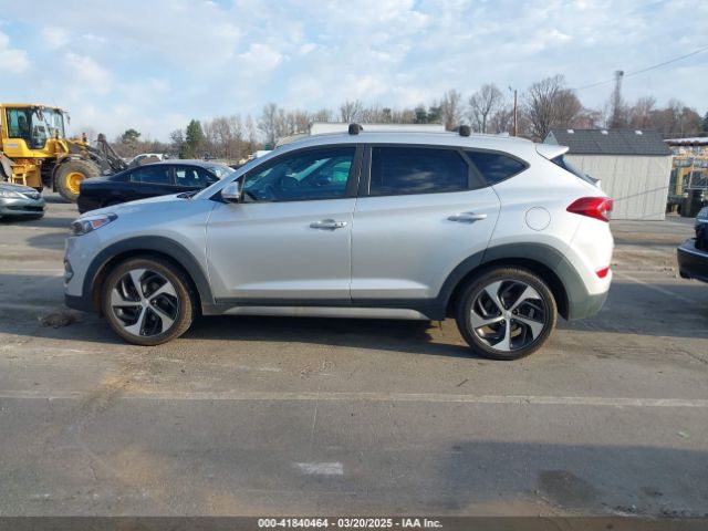 KM8J3CAL1JU771028 Hyundai Tucson Sport