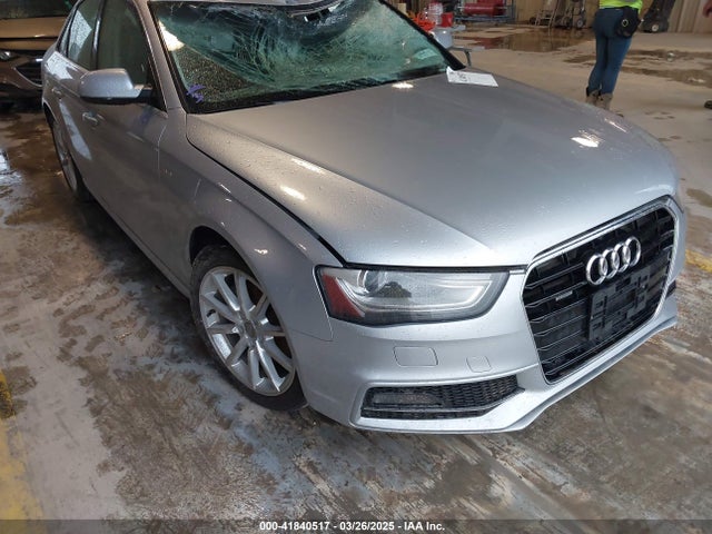 2015 AUDI A4 WAUFFAFL7FN014177 Photo 0