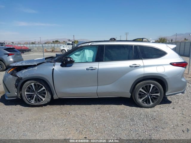 5TDJZRAH8NS112035 Toyota Highlander Xse