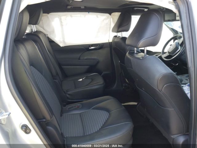 5TDJZRAH8NS112035 Toyota Highlander Xse