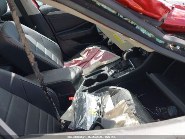 2022 VOLKSWAGEN JETTA 3VW7M7BU1NM004359 Photo 4
