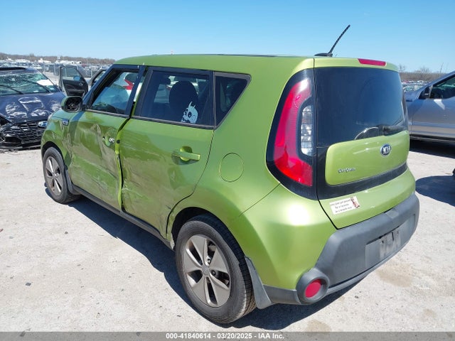 KNDJN2A23G7846996 KIA Soul