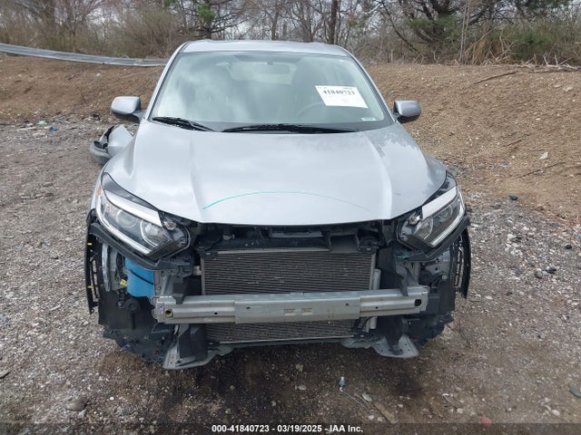 3CZRU6H31NM701089 Honda Hr-v Awd Lx