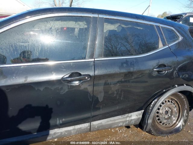 JN1BJ1CP0KW241337 Nissan Rogue Sport S