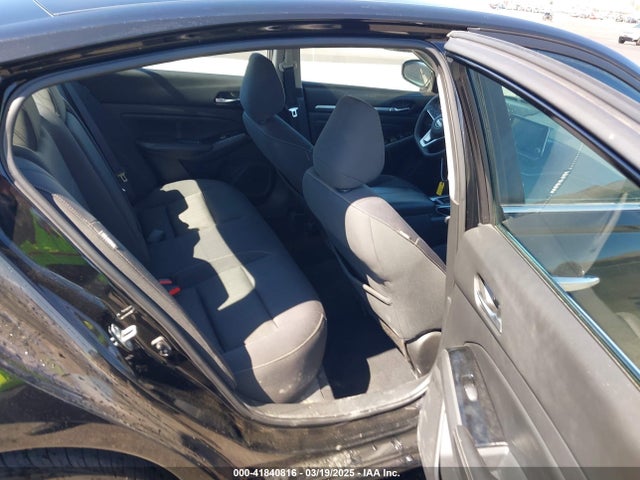 Nissan 2021 2021 1N4BL4DV0MN360493 Image 8