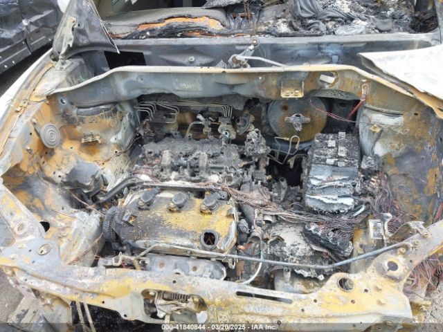 2010 MITSUBISHI ENDEAVOR 4A4JM3AS3AE016877 Photo 9