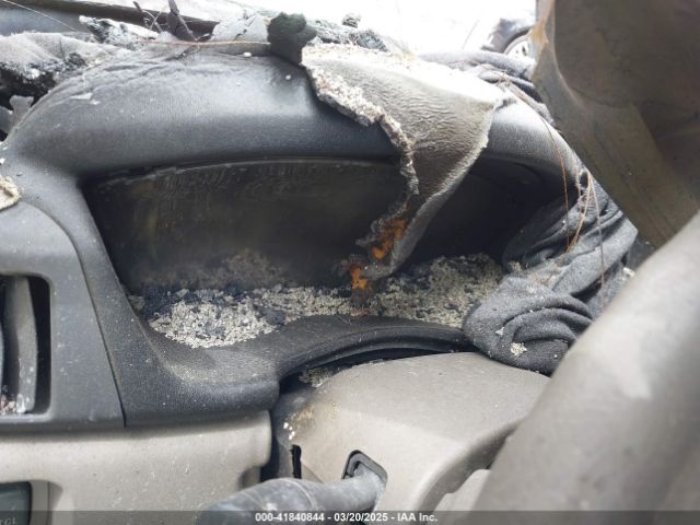 2010 MITSUBISHI ENDEAVOR 4A4JM3AS3AE016877 Photo 6