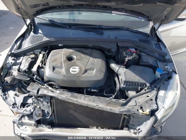 2015 VOLVO XC60 YV440MDC6F2589658 Photo 9