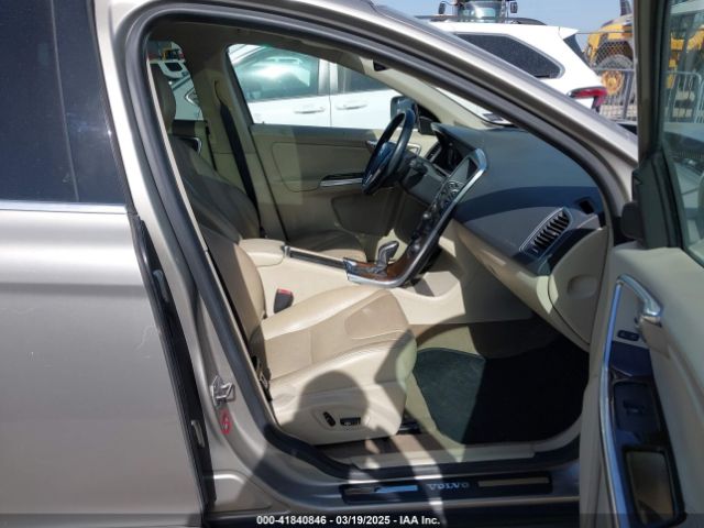 2015 VOLVO XC60 YV440MDC6F2589658 Photo 4