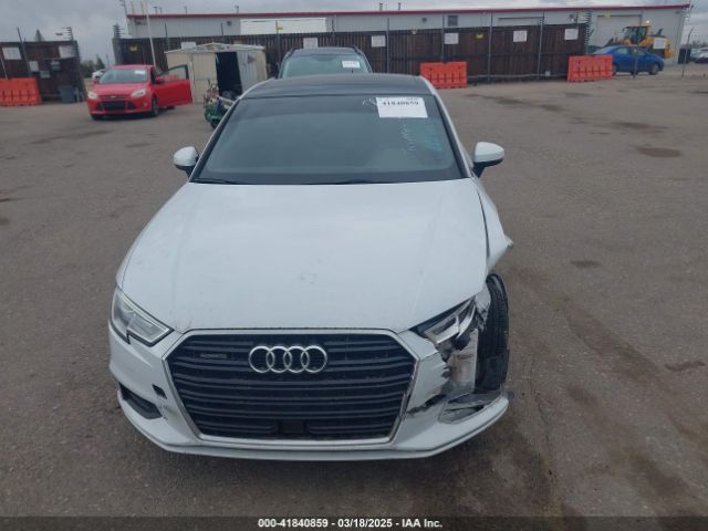 WAUBEGFF8KA113719 Audi A3 45 Premium
