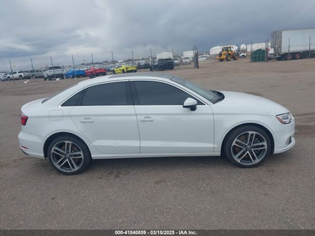 WAUBEGFF8KA113719 Audi A3 45 Premium