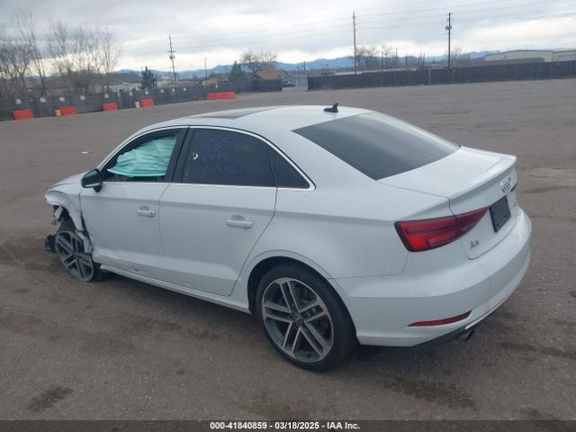 WAUBEGFF8KA113719 Audi A3 45 Premium