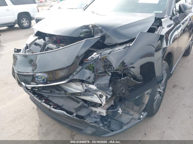 JTEAAAAH5NJ093705 Toyota VENZA LE