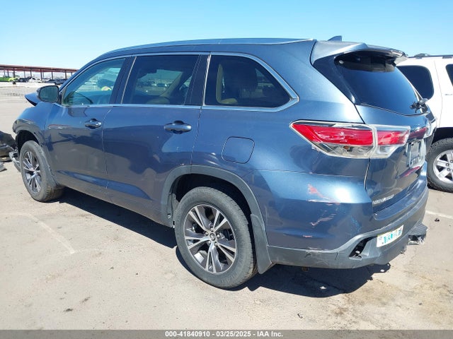 Toyota Highlander Xle V6 2016 5TDJKRFH2GS288904 Image 3