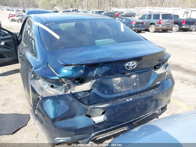 4T1B11HK5JU633648 Toyota CAMRY SE
