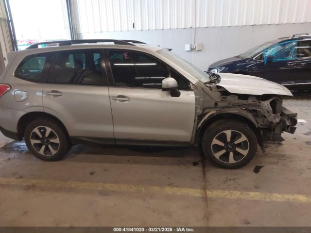 JF2SJAGC3JH519186 Subaru Forester 2.5i Premium