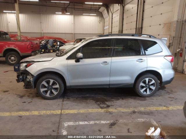 JF2SJAGC3JH519186 Subaru Forester 2.5i Premium