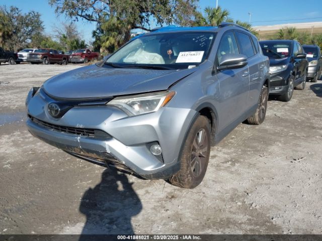 JTMWFREV7JD125119 Toyota Rav4 Adventure/xle