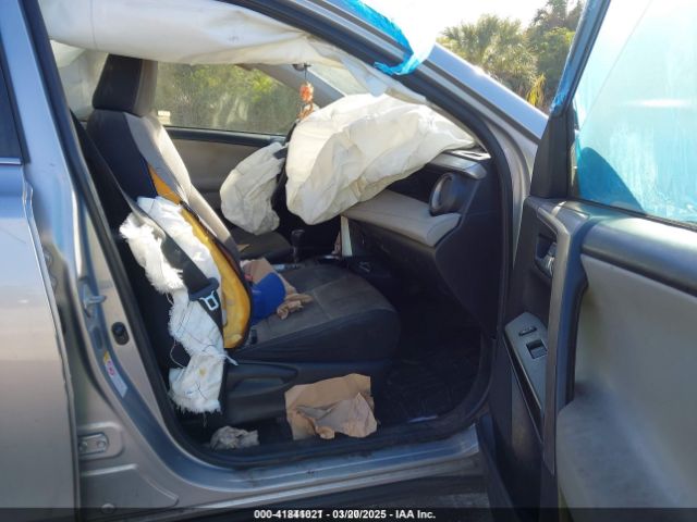 JTMWFREV7JD125119 Toyota Rav4 Adventure/xle