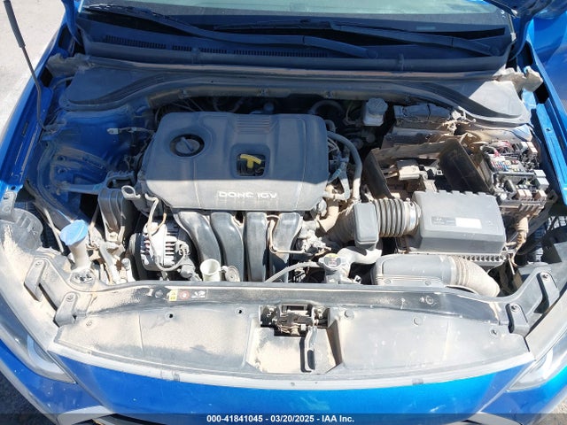 5NPD74LF5JH355898 Hyundai ELANTRA SE