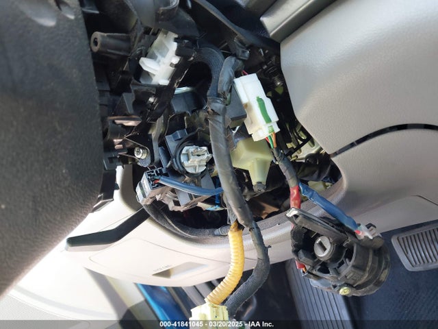 5NPD74LF5JH355898 Hyundai ELANTRA SE