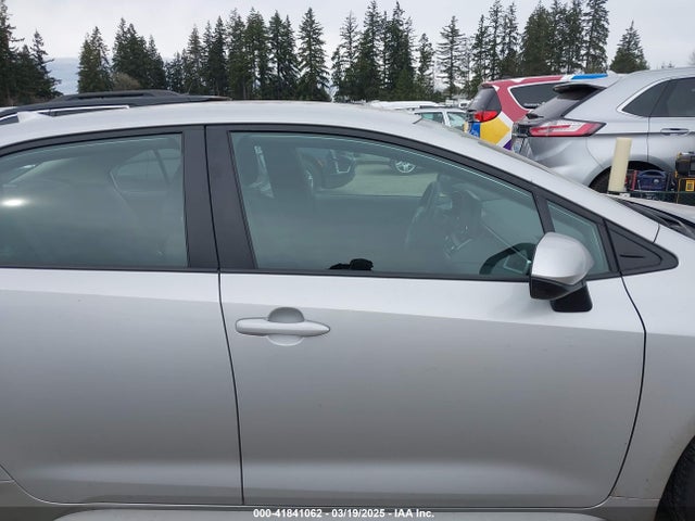Toyota COROLLA LE 2022 5YFEPMAEXNP368492 Image 13