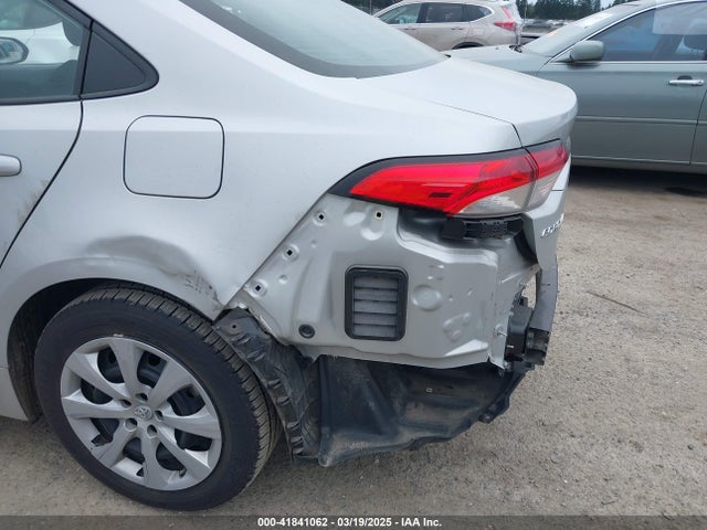 Toyota COROLLA LE 2022 5YFEPMAEXNP368492 Image 18