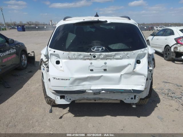 5NMJB3AE5NH003705 Hyundai TUCSON SEL