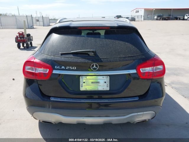WDCTG4EB2JJ392706 Mercedes-Benz GLA 250