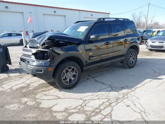 Ford Bronco Sport Badlands 2022 3FMCR9D98NRD87142 Image 2