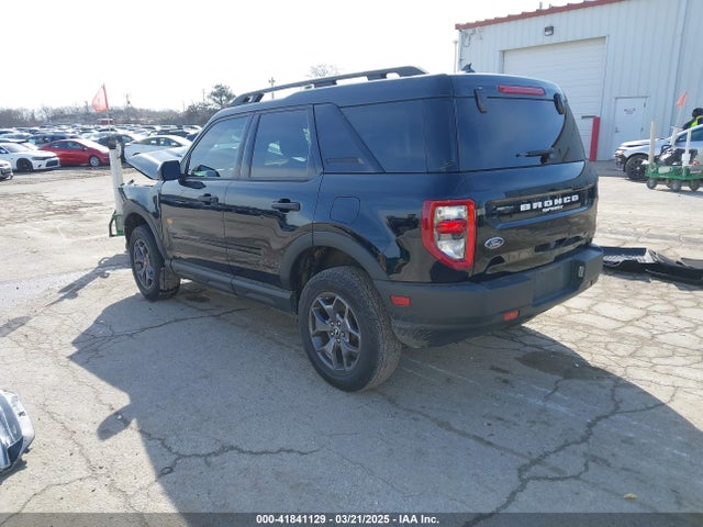 Ford Bronco Sport Badlands 2022 3FMCR9D98NRD87142 Image 3