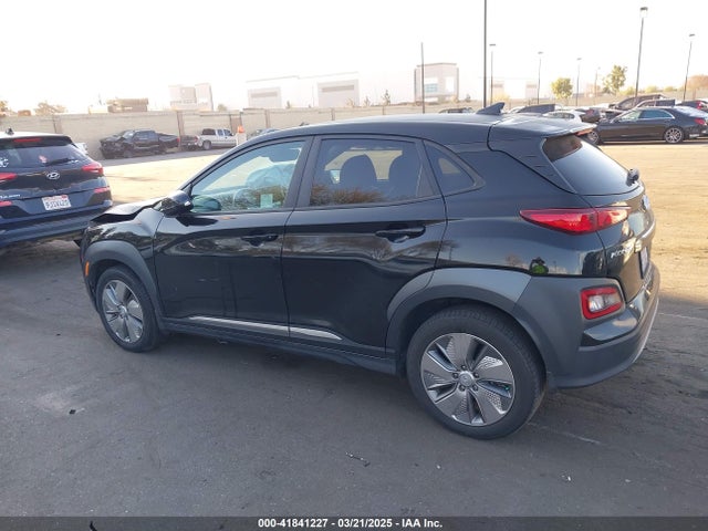 KM8K53AG8MU131372 Hyundai Kona