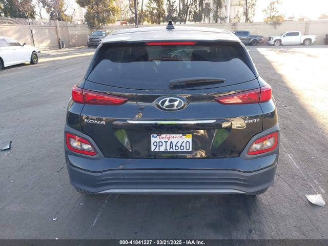 KM8K53AG8MU131372 Hyundai Kona