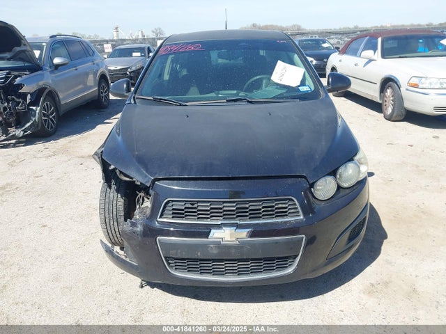 1G1JC5SH1E4243143 Chevrolet Sonic Lt Auto