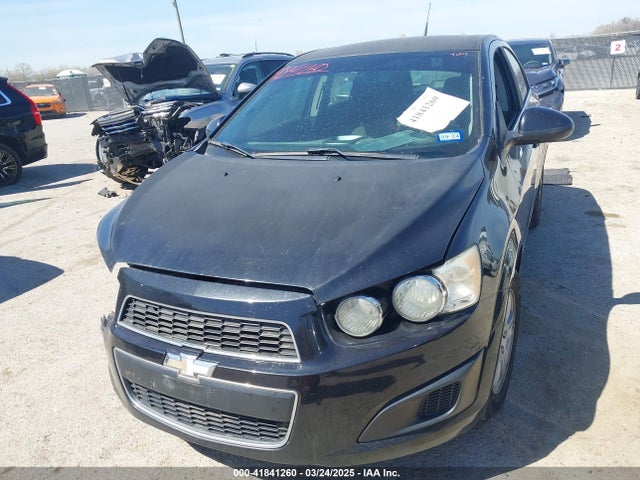 1G1JC5SH1E4243143 Chevrolet Sonic Lt Auto